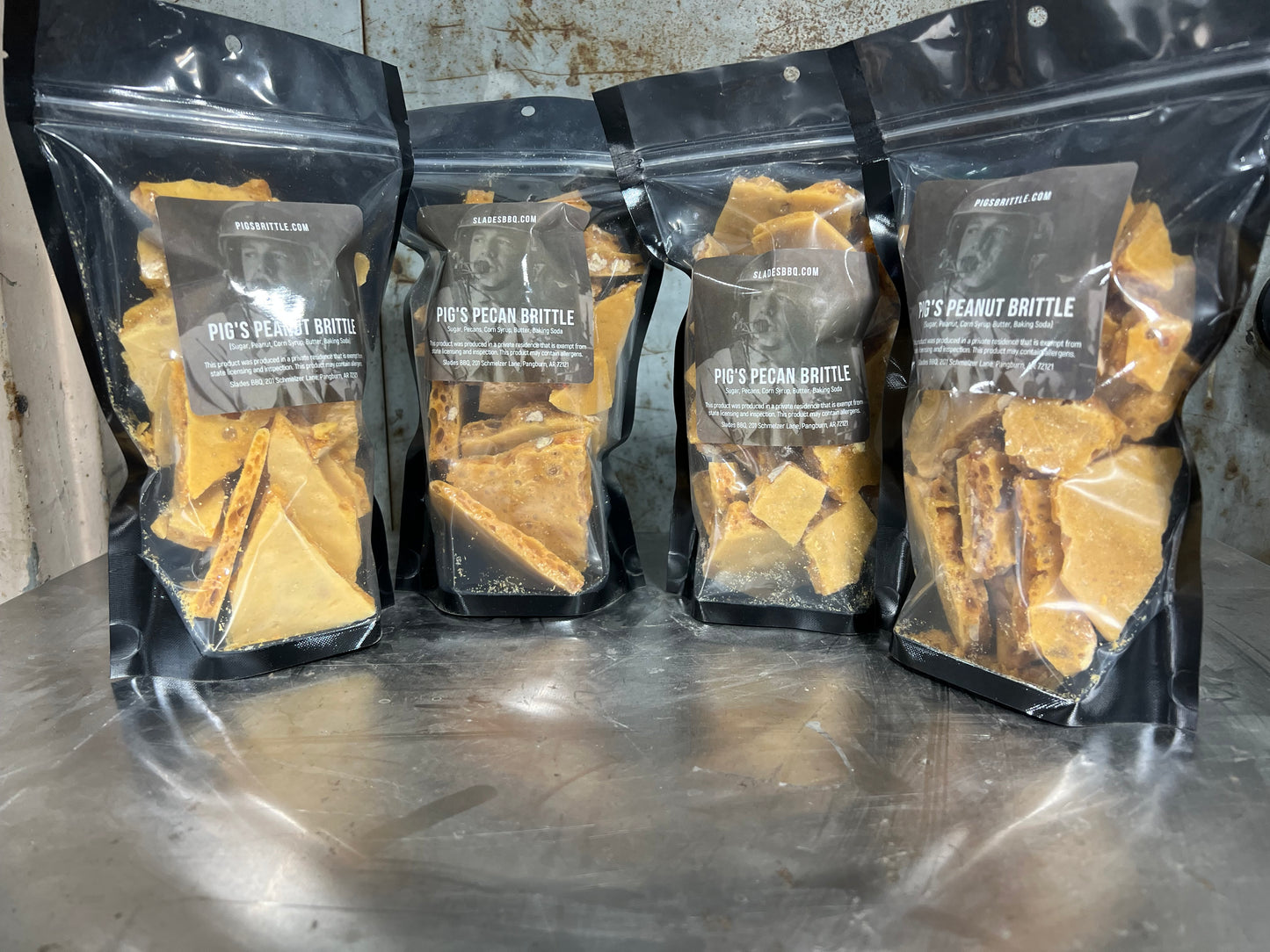 PIG'S SAMPLER 2 PECAN & 2 PEANUT BRITTLE (4 pack sampler)